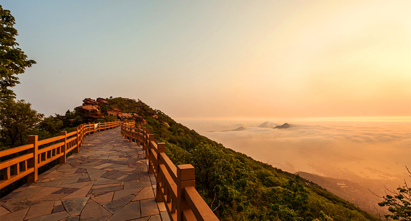 連云港海上云臺山旅游景區(qū)附近有住宿酒店嗎